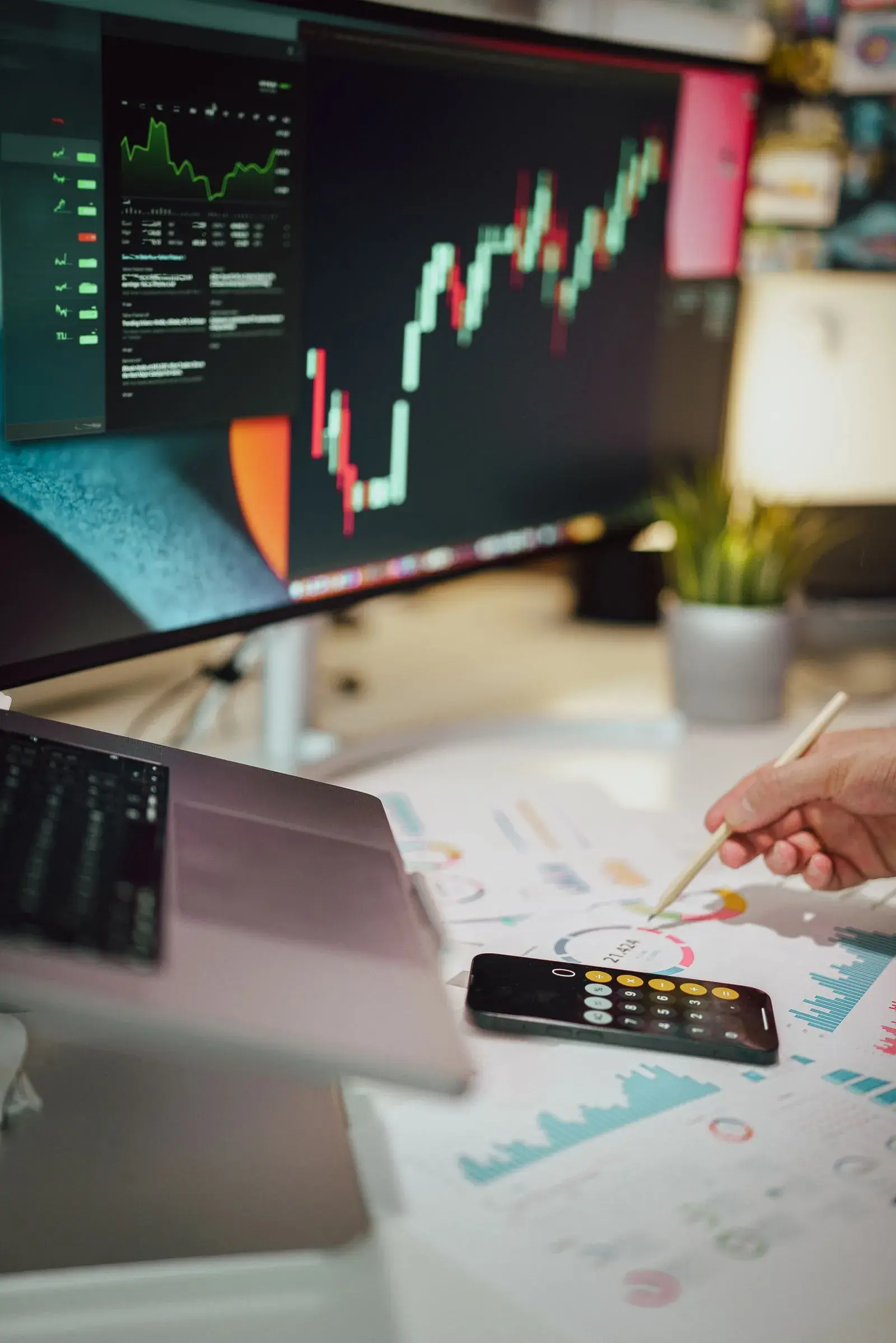 Data Analytics & Reporting